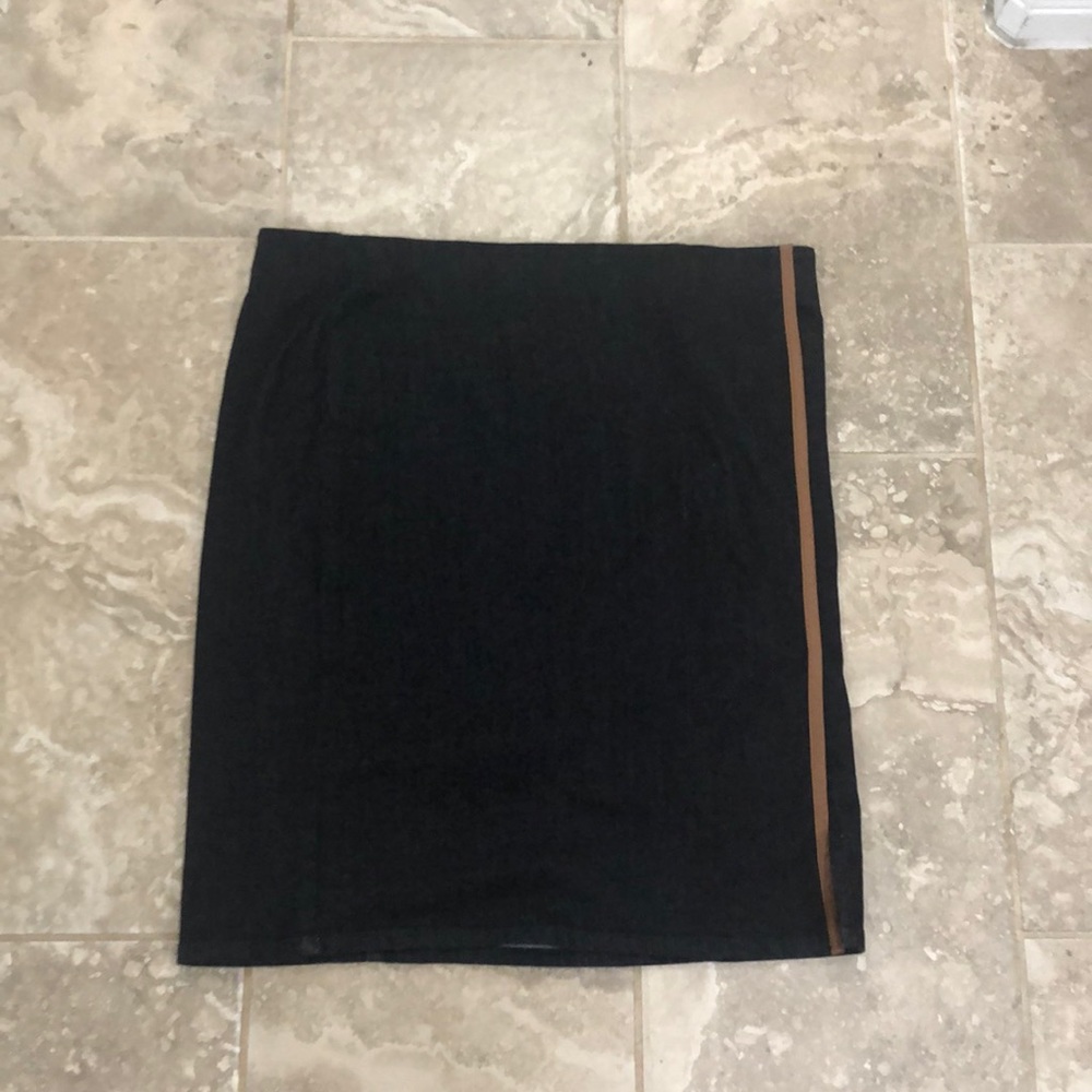 Ralph Lauren Denim Skirt with leather trim Size 16‎